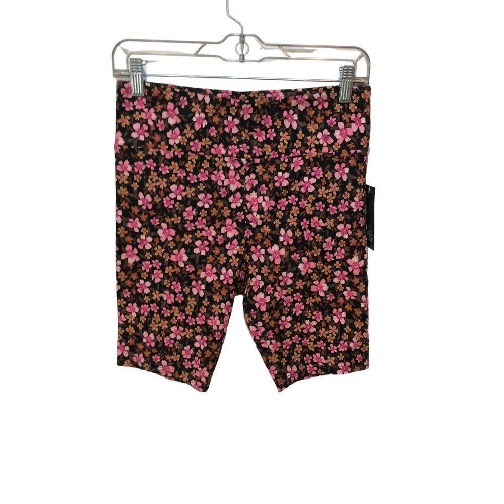 WILD Fable Women Short Size L Black With Multicolor Flower